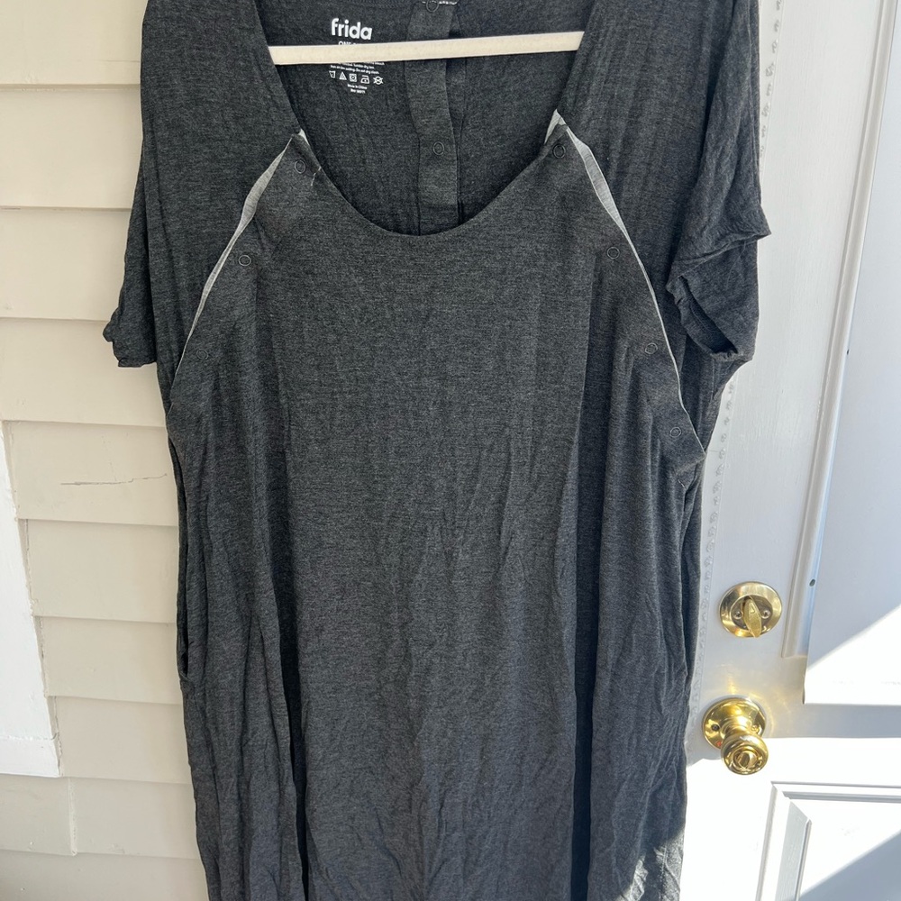 Never used jersey material birthing gown